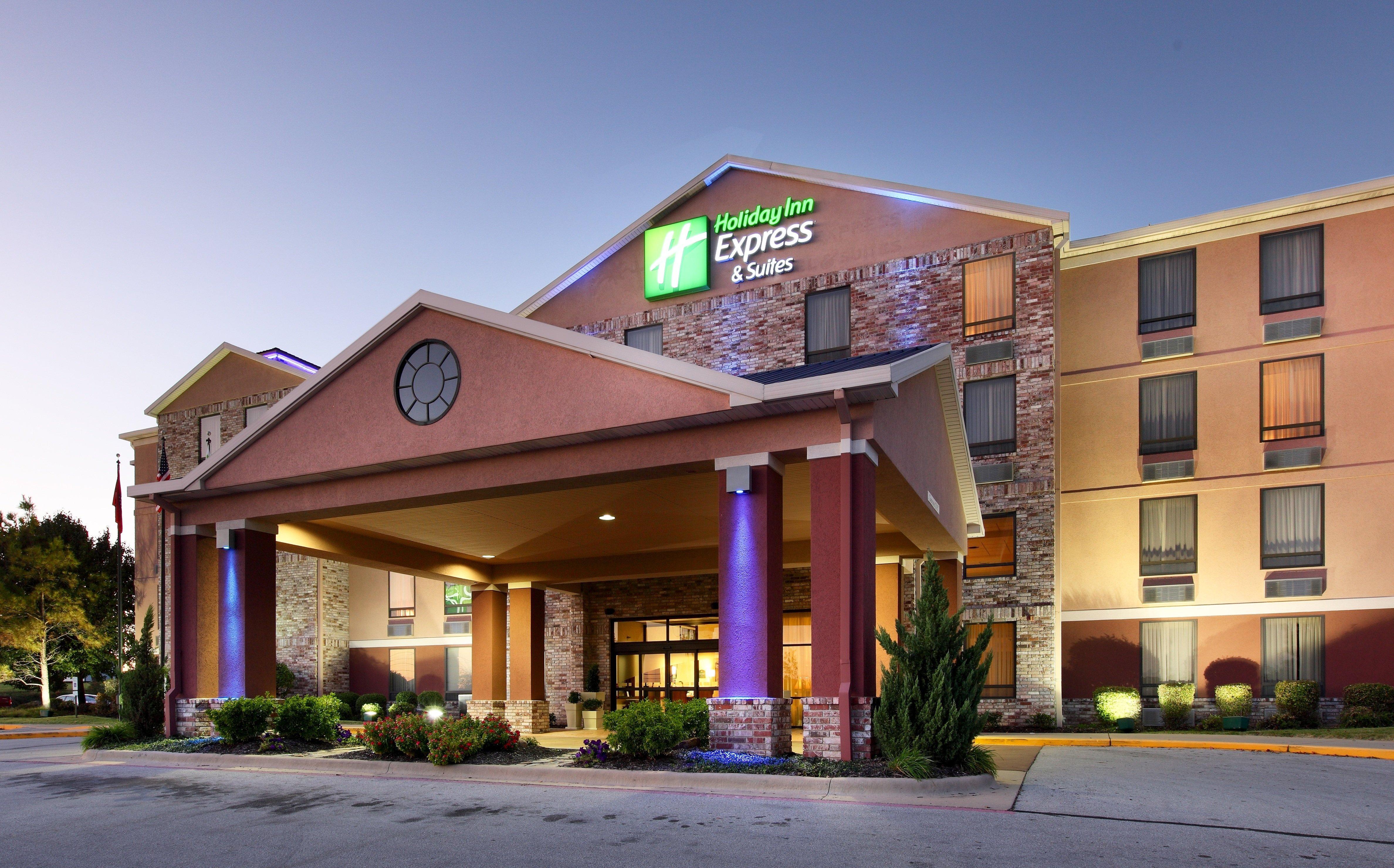Holiday Inn Express Hotel & Suites Harrison Extérieur photo