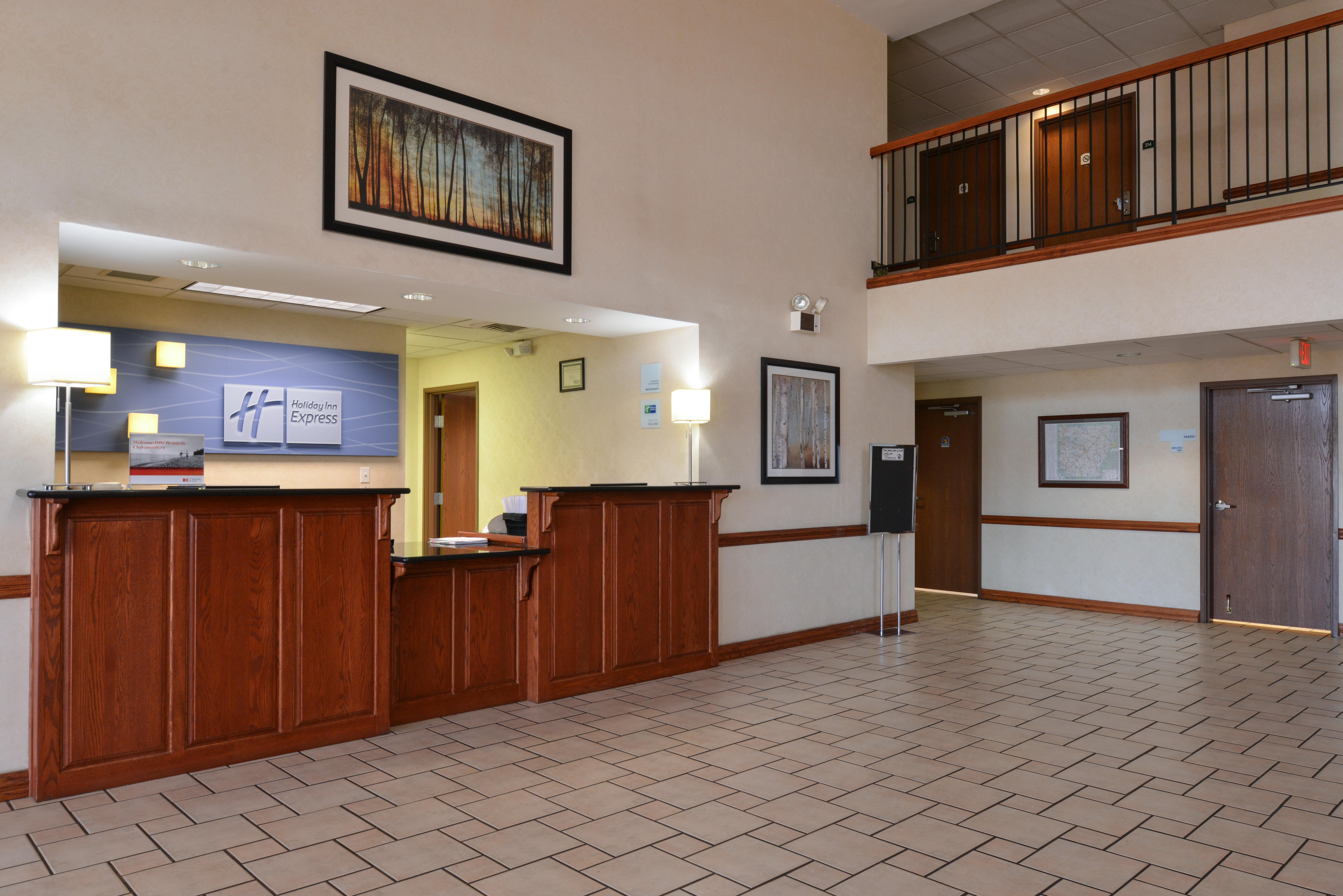 Holiday Inn Express Hotel & Suites Harrison Extérieur photo